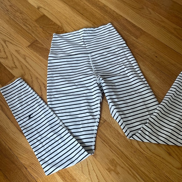 Glyder striped yoga pants - Picture 9 of 10